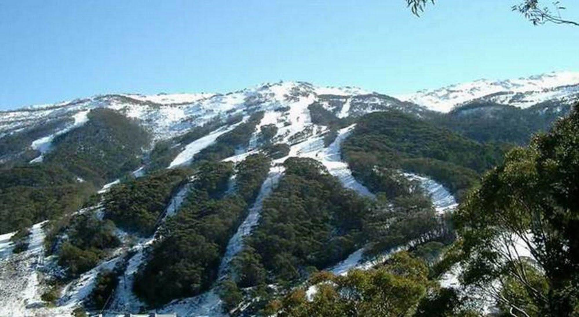 Winterhaus Lodge Thredbo Village Bagian luar foto